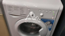 Установка стиральной машины Indesit