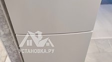Перенавесить двери холодильника
