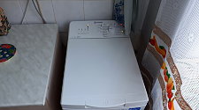 Установить отдельно стоящую стиральную машину Indesit на кухне на готовые коммуникации