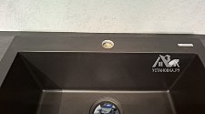 Установить накладную мойку Omoikiri Bosen 57 57-BL