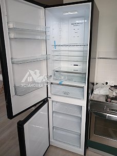 Перенавесить двери холодильника