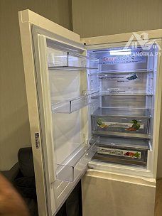 Перенавесить двери холодильника