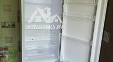 Установить холодильник