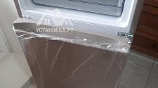 Перенавесить двери холодильника