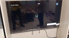 Установить/подвесить и настроить телевизор