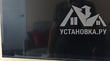 Установить/подвесить и настроить телевизор