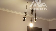 Установить потолочные люстры на болтах