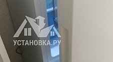 Установить холодильник