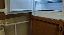 Демонтировать и установить встраиваемый холодильник
