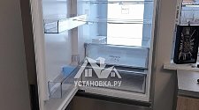 Перенавесить двери холодильника