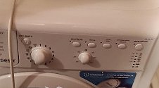 Установить новую отдельно стоящую стиральную машину