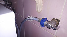 Установить в ванной комнате отдельностоящую стиральную машину Candy Aquamatic 1D 1035-07 