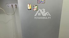 Перенавесить двери холодильника