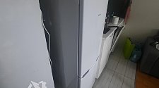 Установить новый отдельно стоящий холодильник