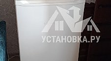 Установить холодильник