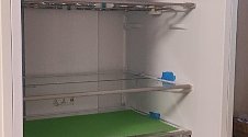 Перенавесить двери холодильника