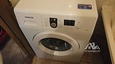 Установить отдельностоящую стиральную машину Samsung WF8590NLW8