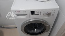 Установить отдельностоящую стиральную машину Bosch в ванной