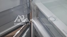 Перенавесить двери холодильника