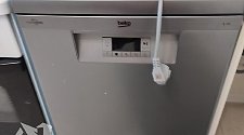 Установить отдельно стоящую посудомоечную машину Beko DVS 050R02 S с