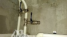 Проложить трубы водоснабжения и канализации