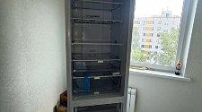 Перенавесить двери холодильника