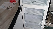 Перенавесить двери холодильника