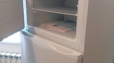 Перенавесить двери холодильника