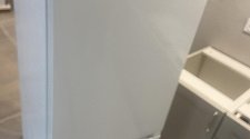Перенавесить двери холодильника