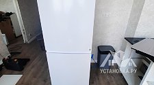 Перенавесить двери холодильника