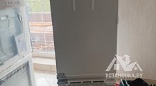 Перенавесить двери холодильника