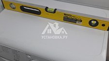 Установить новую отдельно стоящую в ванной стиральную машину Indesit