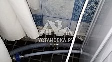 Установить новую отдельностоящую в ванной стиральную машину Атлант