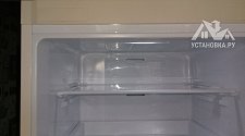 Установить отдельностоящий холодильник Samsung двухкамерный