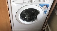 Установить новую отдельно стоящую стиральную машину Indesit