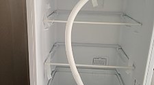 Установить новый отдельно стоящий холодильник