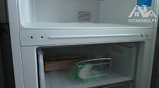 Перевесить двери на отдельно стоящем в холодильнике Indesit