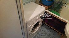 Установить отдельностоящую стиральную машину Indesit в ванной