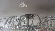 Демонтировать и установить потолочную люстру на болтах