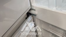 Установить встроенный холодильник