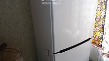 Установить отдельностоящий холодильник Bosch KGV39XW22R