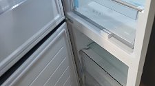 Перенавесить двери холодильника