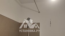 Установить два настенных карниза - мастер Вадим Равилевич, выполнено 25.10.2025г. © Установка.ру Установить два настенных карниза