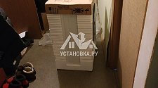 Демонтировать и установить отдельностоящую стиральная машину электролюкс в ванной комнате на готовые коммуникации