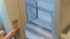 Перенавесить двери холодильника
