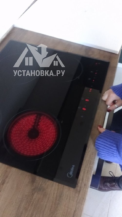Установить/Подключить плиту/варочную панель