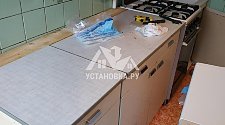 Демонтировать и установить новую стиральную машину Indesit отдельно стоящую на кухне