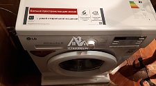 Установить отдельностоящую стиральную машину LG F-10B8SD0 в ванной комнате