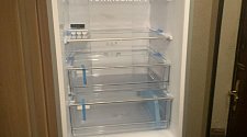 Перевесить двери на холодильнике