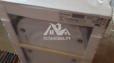 Установить отдельно стоящую в ванной комнате новую стиральную машину Indesit